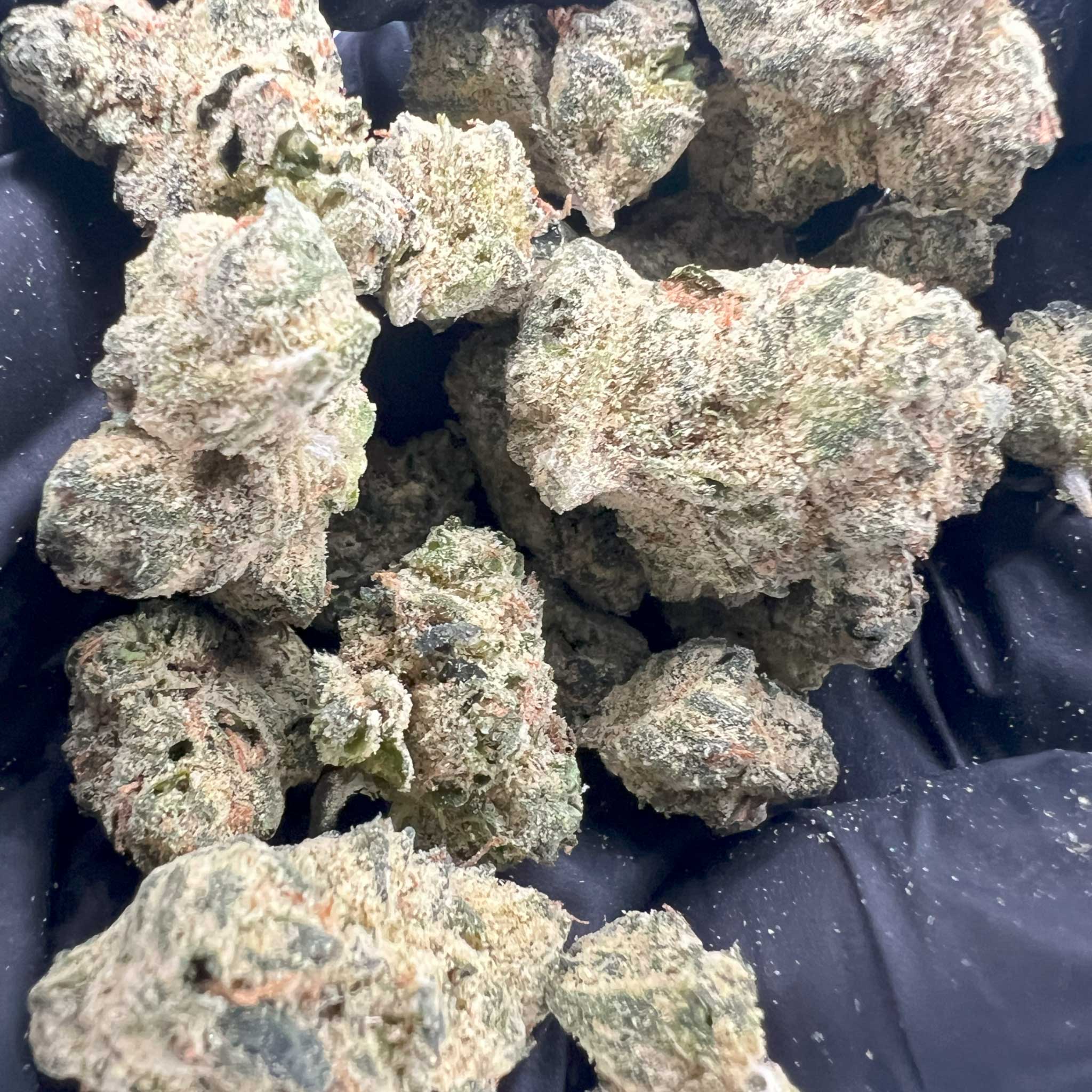 Cherry Cake | Top-Shelf Cannabis Strain